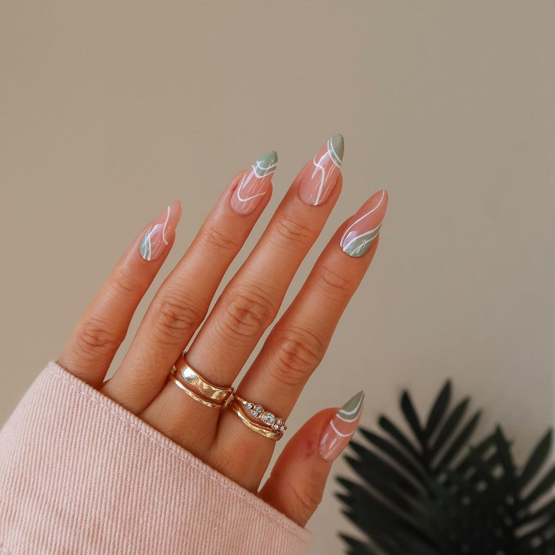 Mid-Length Press On Nails Gradient Easy Wear Franch Reusable Natural