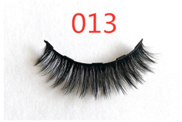 A Pair Of Eyelashes With Magnets In Fashion