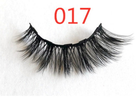 A Pair Of Eyelashes With Magnets In Fashion